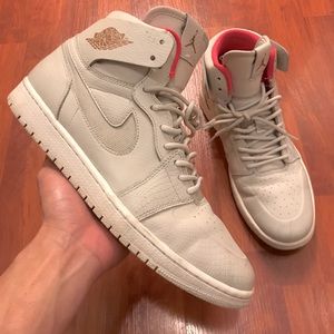 Air Jordan 1 High Yeezy Nouveau Pure Platinum